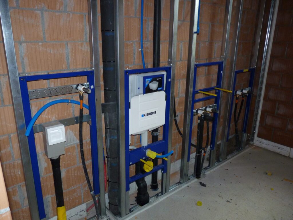 Rohbau, wo diverse Sanitärinstallationen angebracht werden.